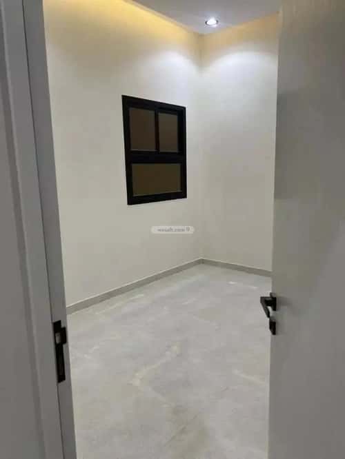 5 bedroom villa in Al Janadriyah 8