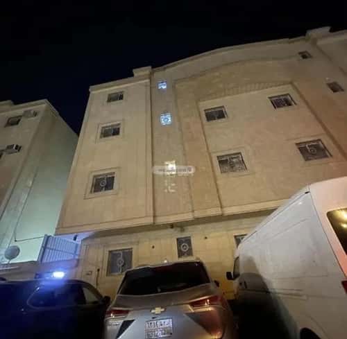 5 bedroom apartment in Badr 4
