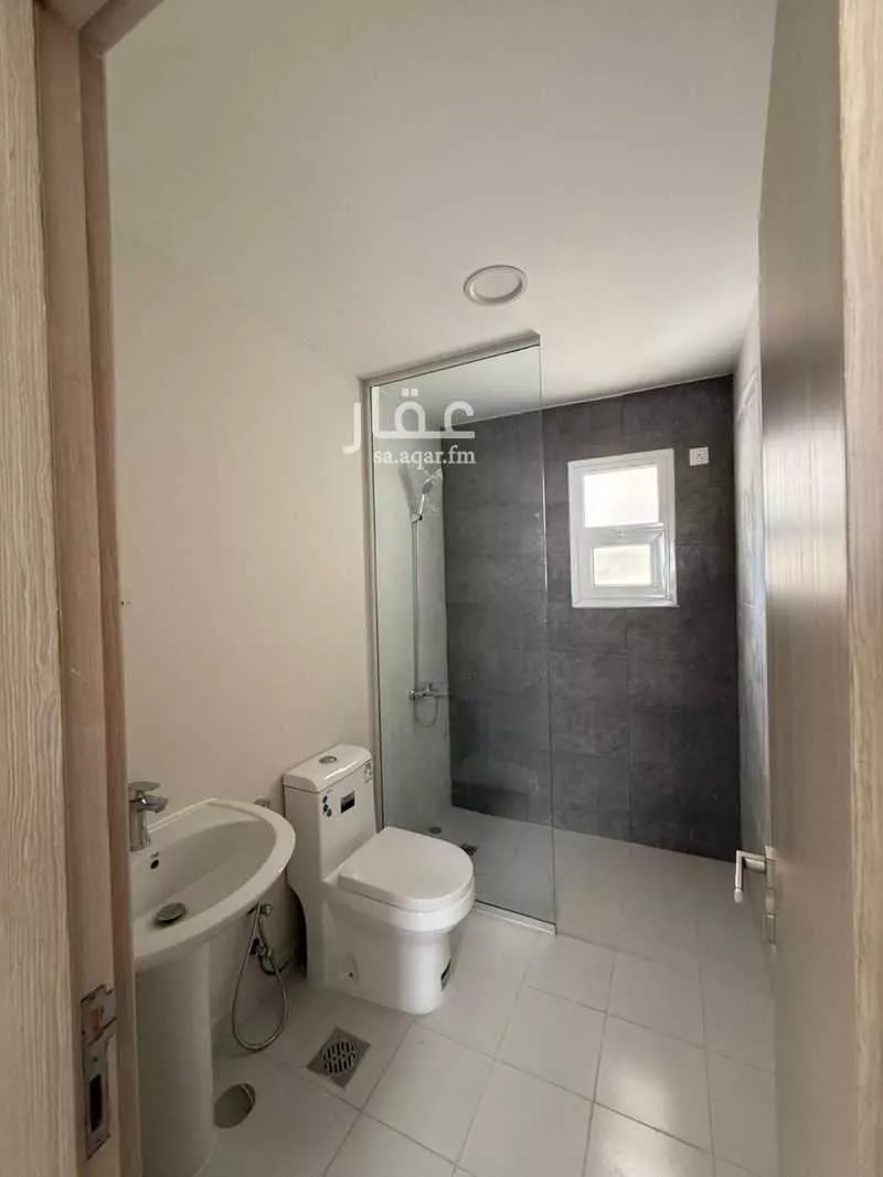 4 bedroom apartment in Al Fursan, Eastern Province 10