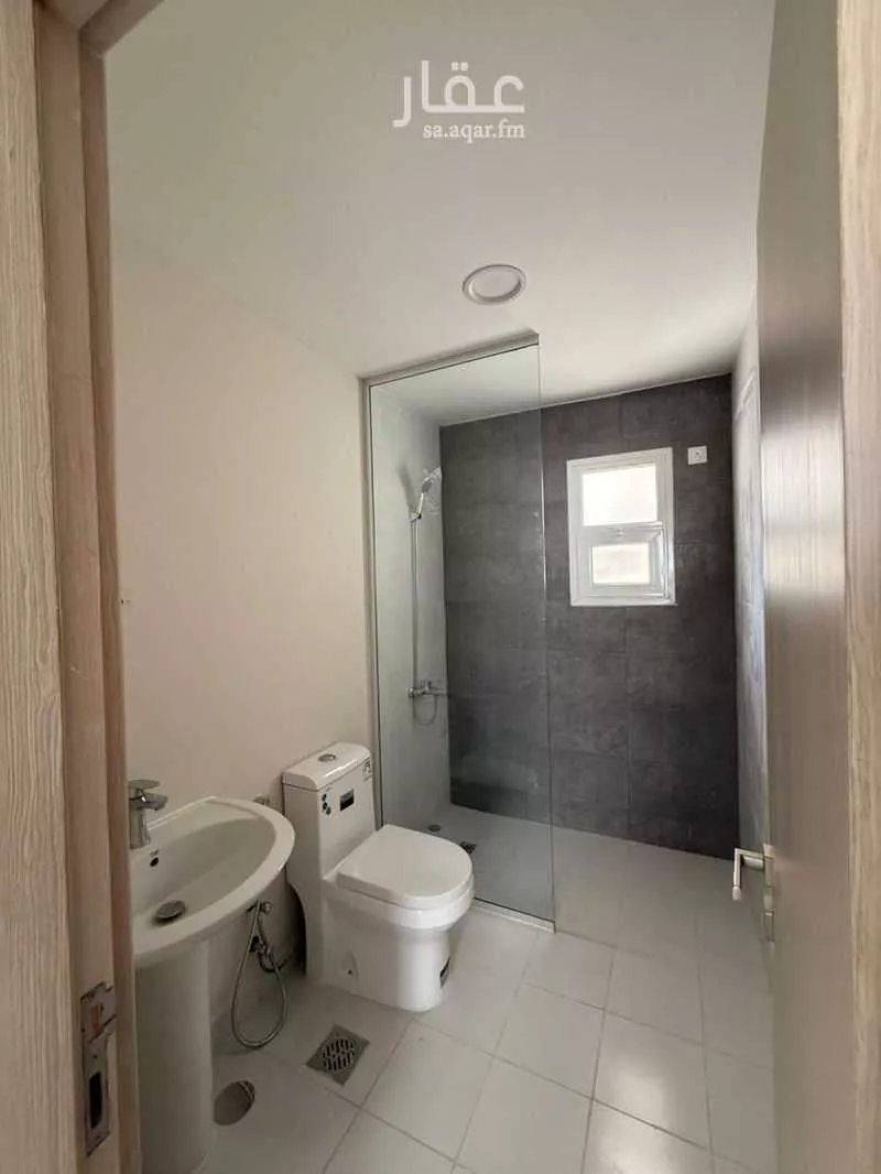 4 bedroom apartment in Al Fursan, Eastern Province 5