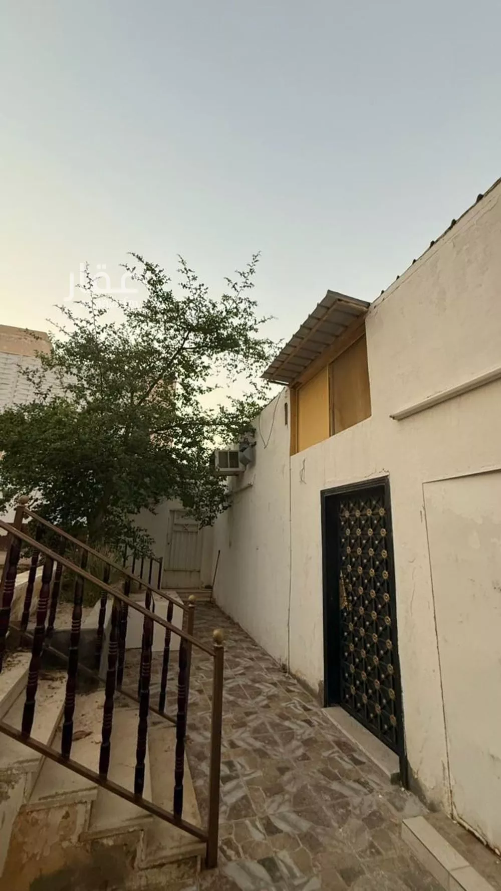 13 bedroom villa in Al Awali 18