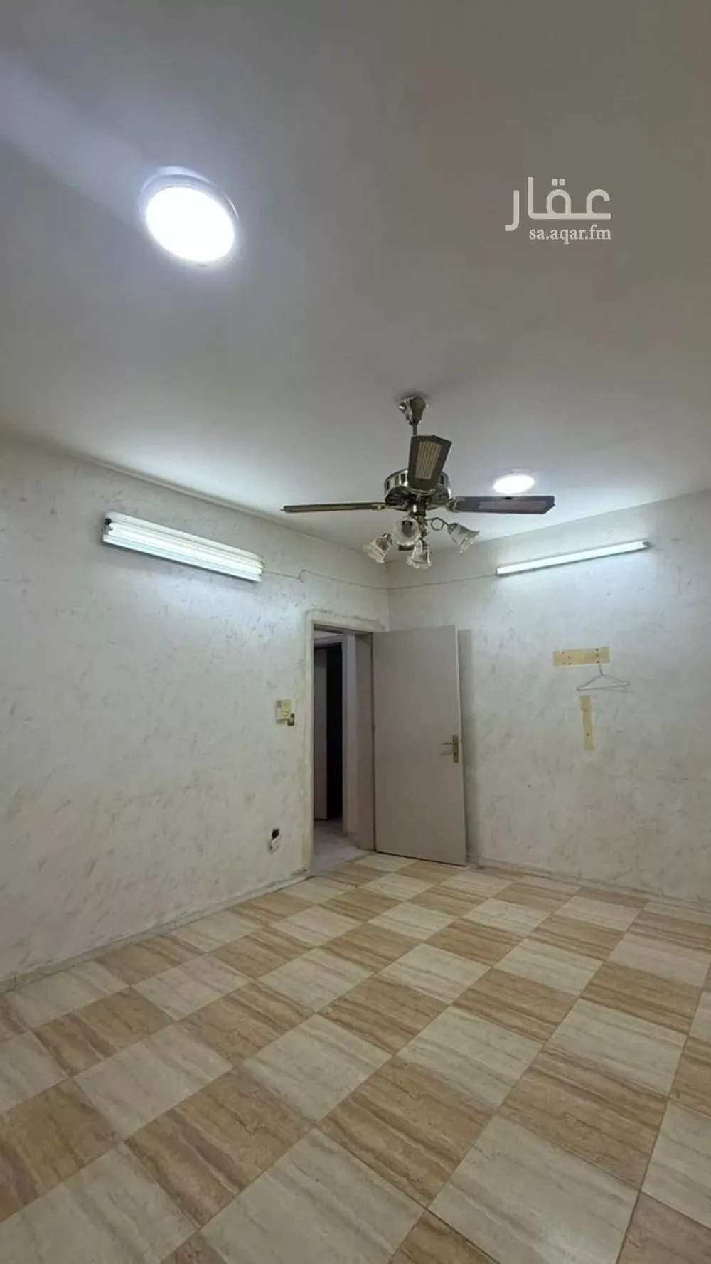 13 bedroom villa in Al Awali 6