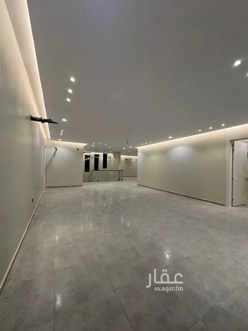 7 bedroom villa in Al Buhayrat 11
