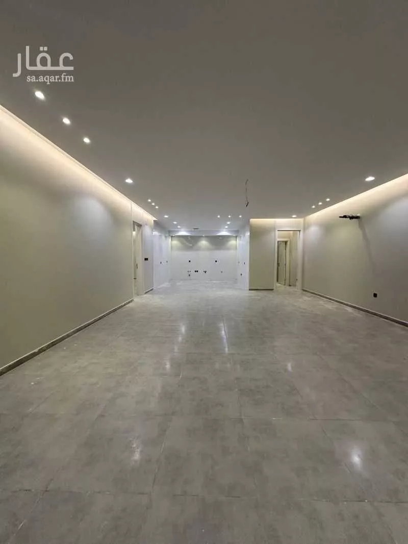 7 bedroom villa in Al Buhayrat 4