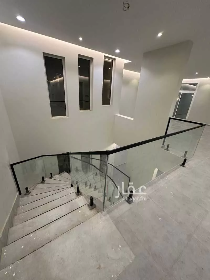 7 bedroom villa in Al Buhayrat 10