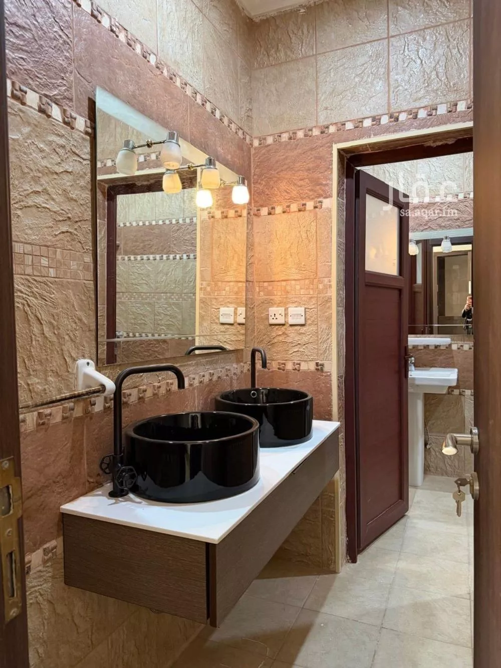 6 bedroom apartment in Al Rusaifah 4