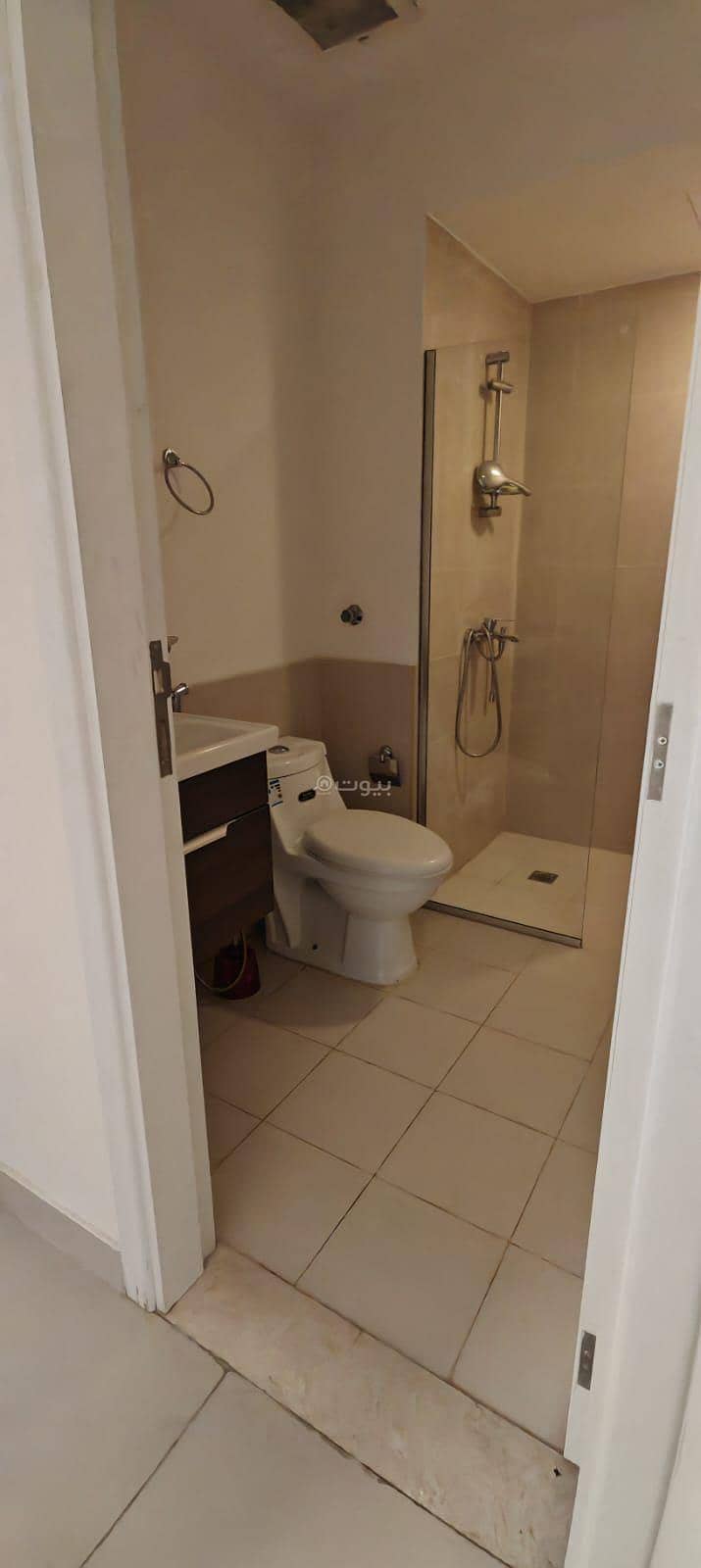 5 bedroom villa in Al Iskan Ash Shamali, Eastern Province 10