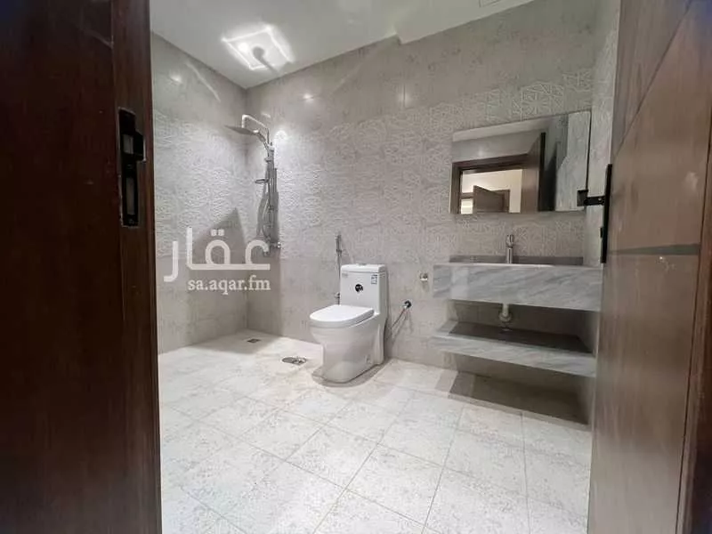 5 bedroom apartment in Al Shawqiyyah 9