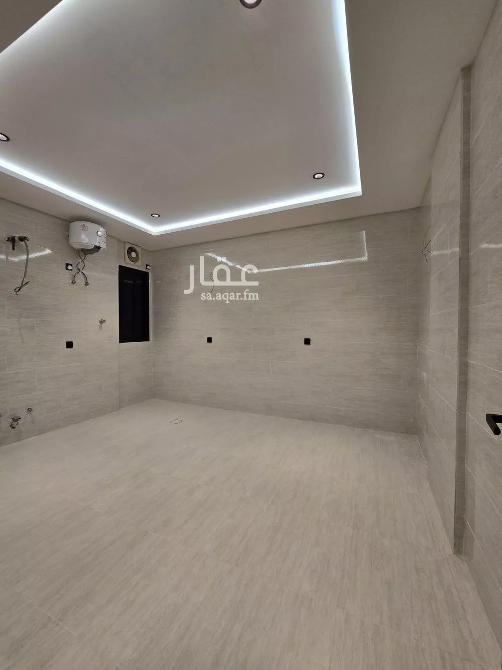 4 bedroom apartment in Al Ukayshiyyah 7