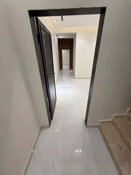 4 bedroom floor in Al Rimal 9