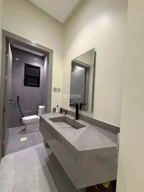 2 bedroom apartment in Al Qadisiyah 4