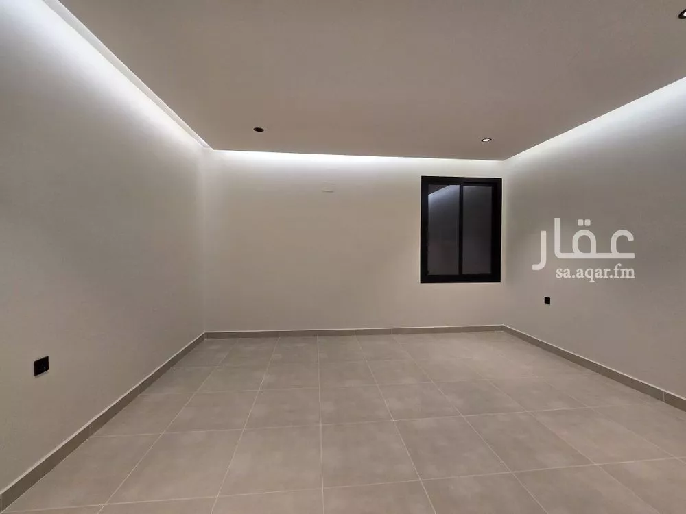 شقة 4 غرف في العكيشية 18