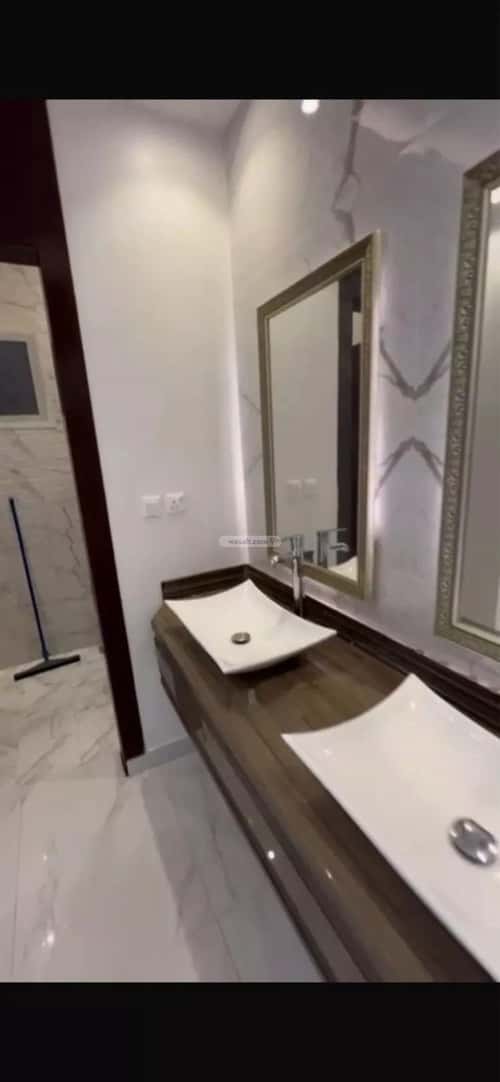 6 bedroom villa in Al Munsiyah 2