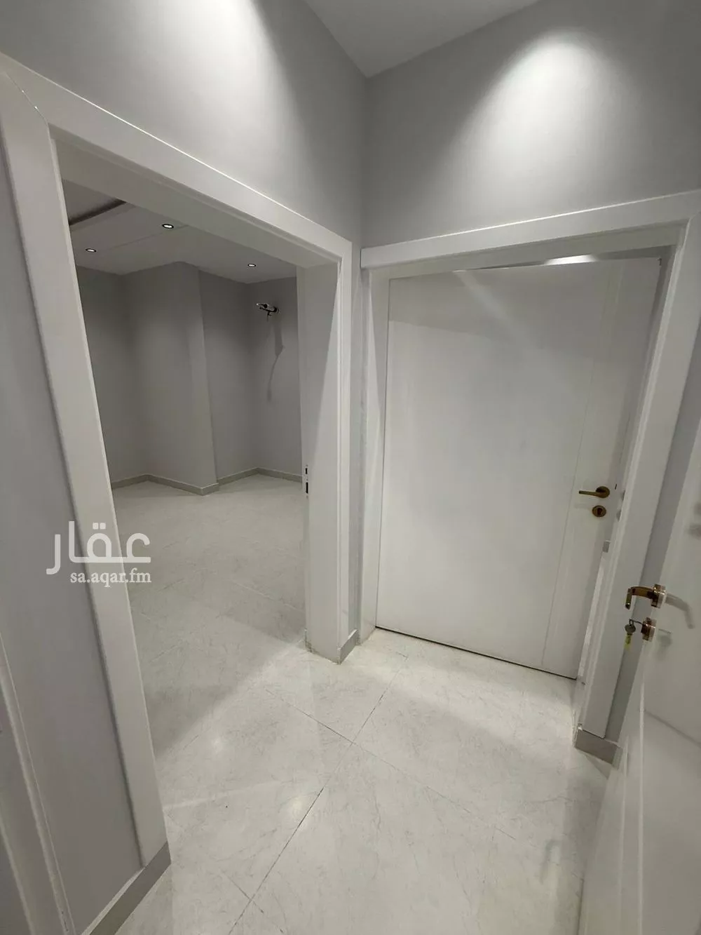 شقة 6 غرف في الملك فهد 34