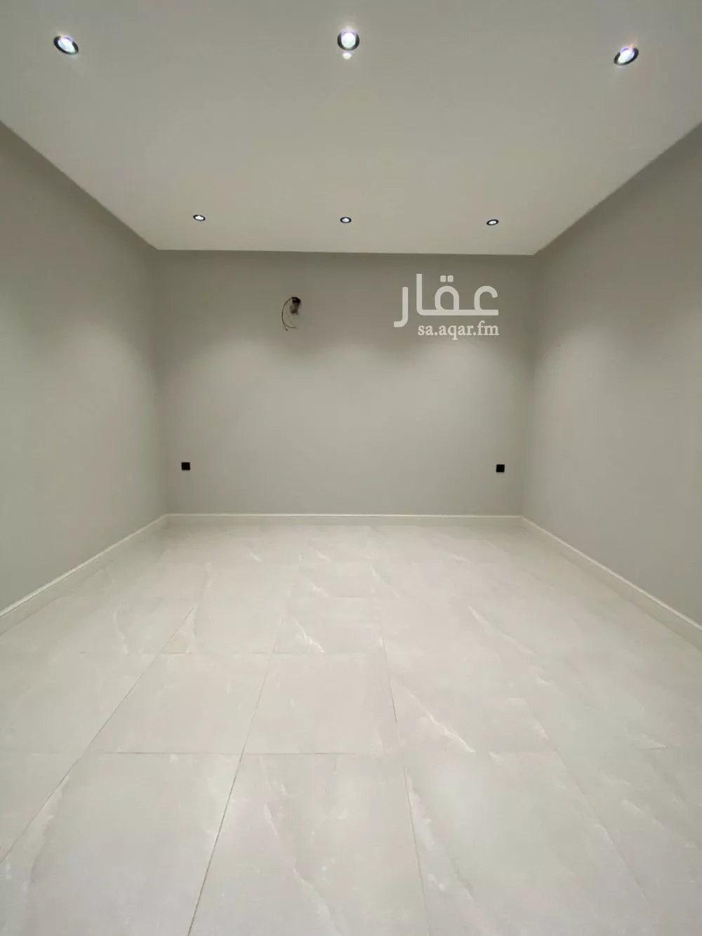 شقة 5 غرف في بطحاء قريش 9
