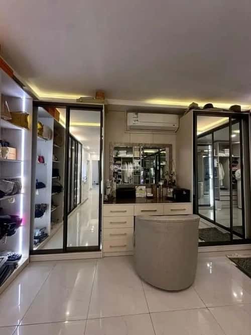 6 bedroom villa in Al Munsiyah 7