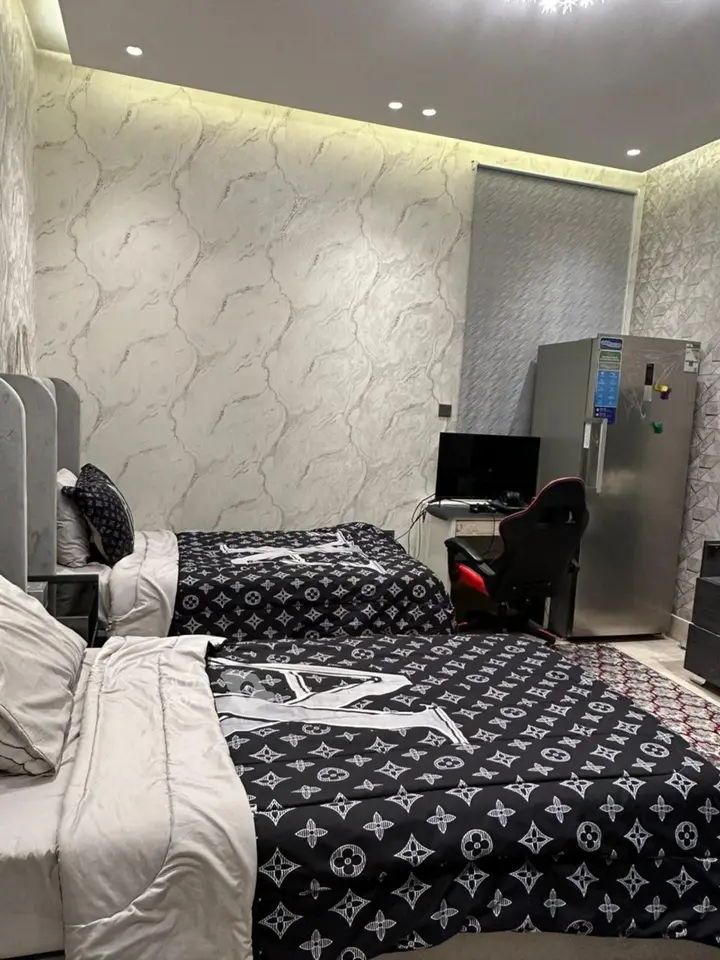 3 bedroom apartment in King Abdul Aziz, Riyadh 5