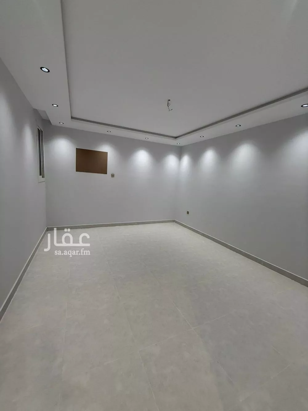 6 bedroom apartment in King Fahd 14