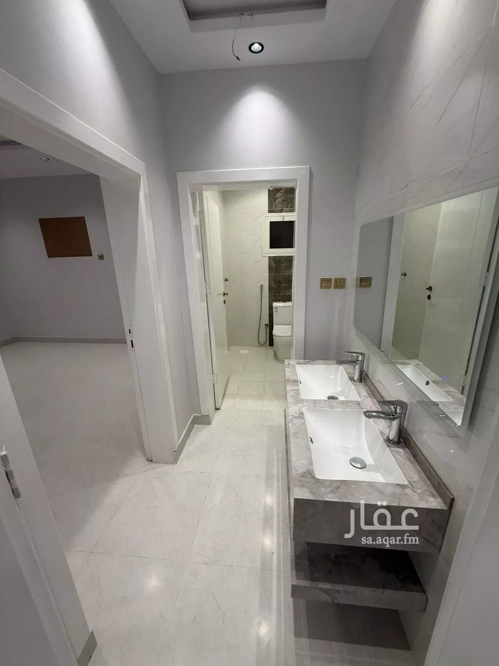 6 bedroom apartment in King Fahd 15