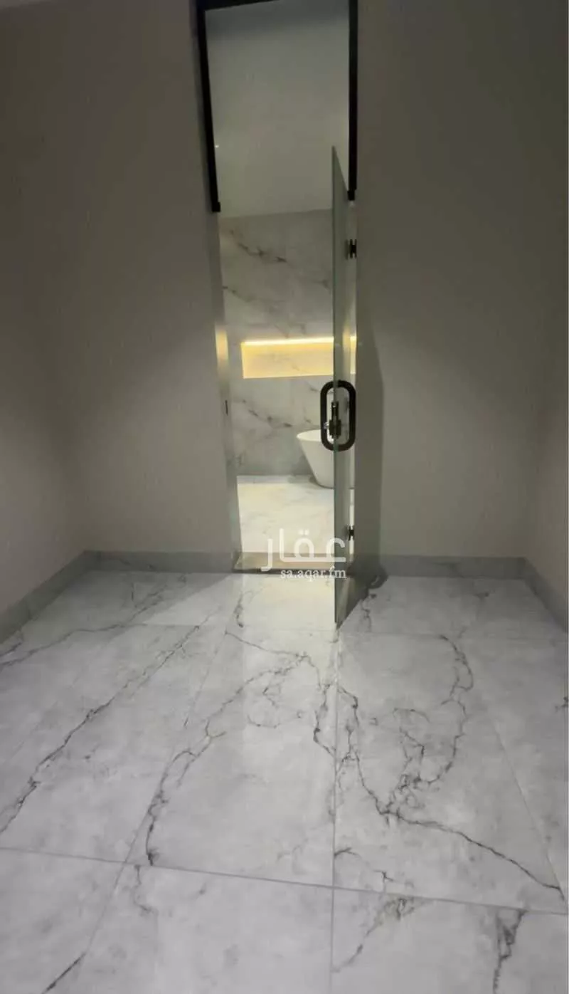 7 bedroom villa in Az Zomorod, Jeddah 16
