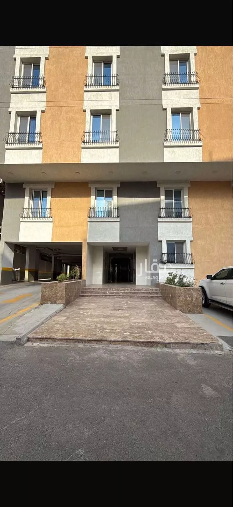 5 bedroom apartment in Batha Quraysh 2