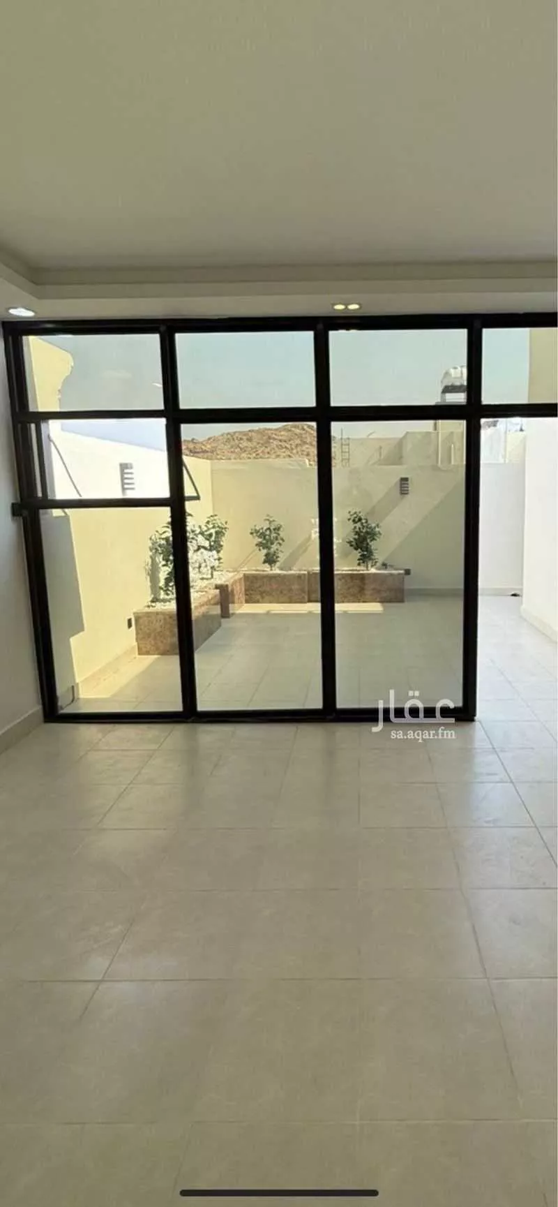 5 bedroom apartment in Al Khadra 9
