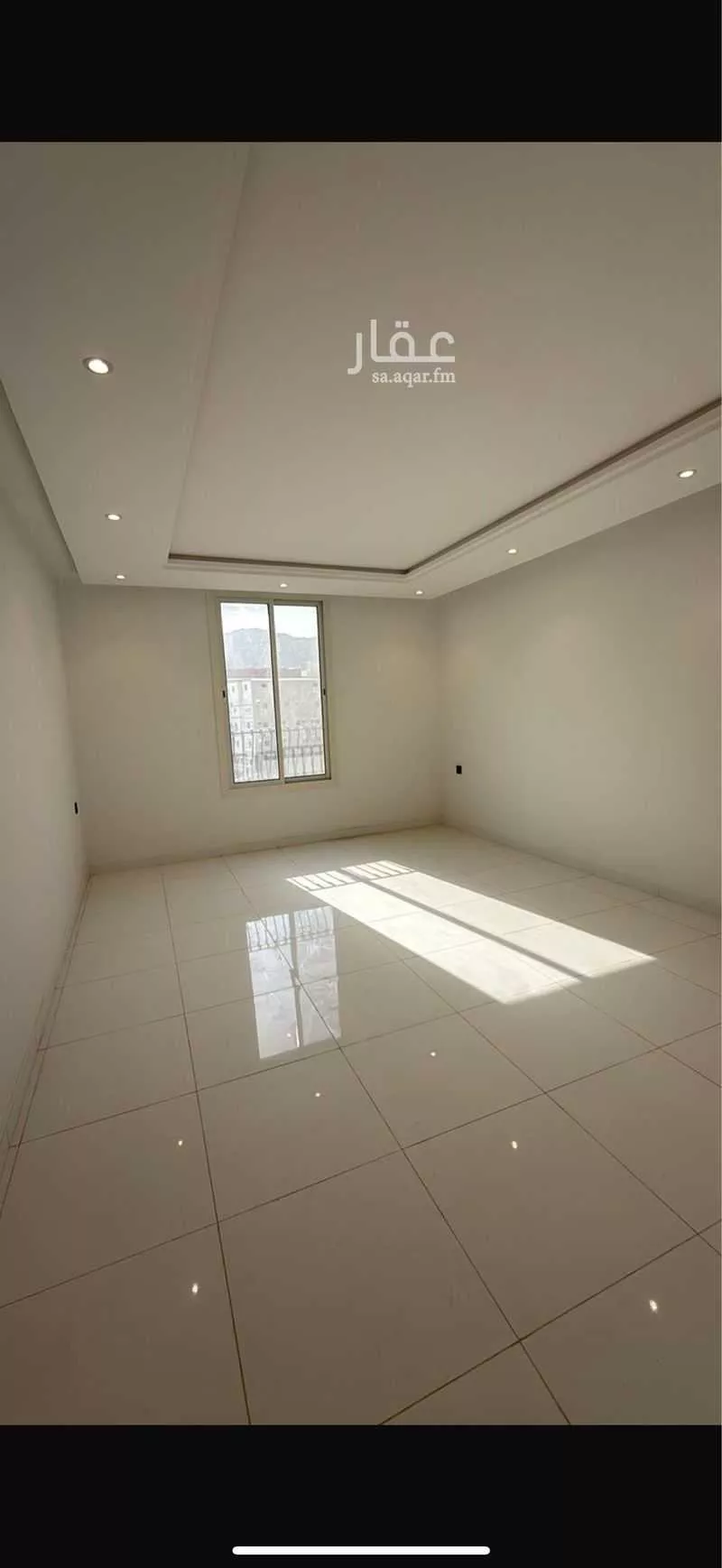 5 bedroom apartment in Batha Quraysh 3