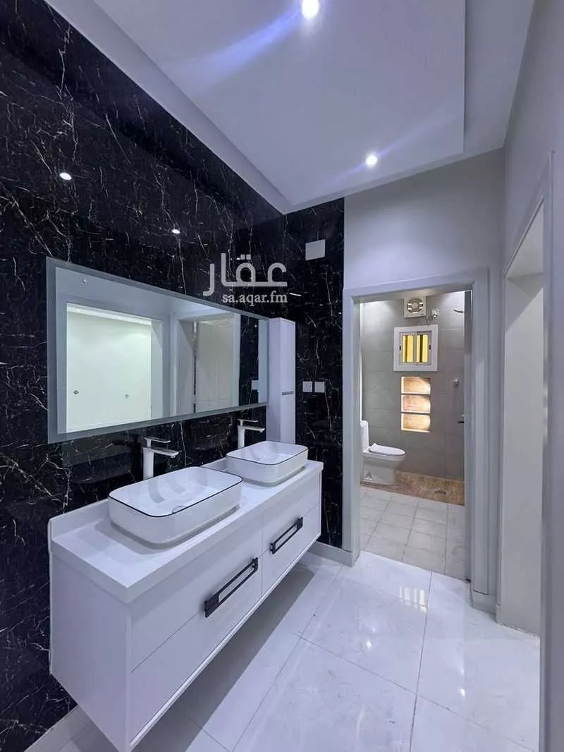 6 bedroom apartment in Al Buhayrat 2