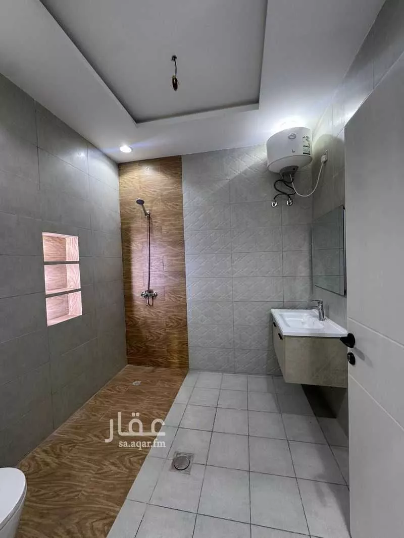 6 bedroom apartment in Al Buhayrat 5