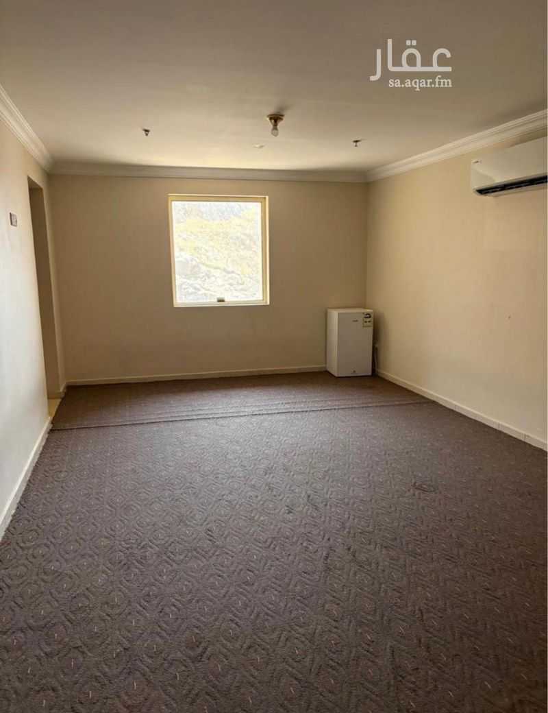 3 bedroom apartment in Wadi Jaleel, Makkah 3