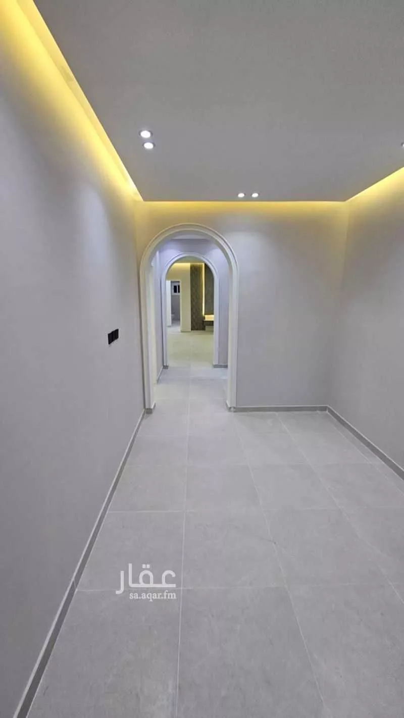 6 bedroom apartment in Al Buhayrat 6