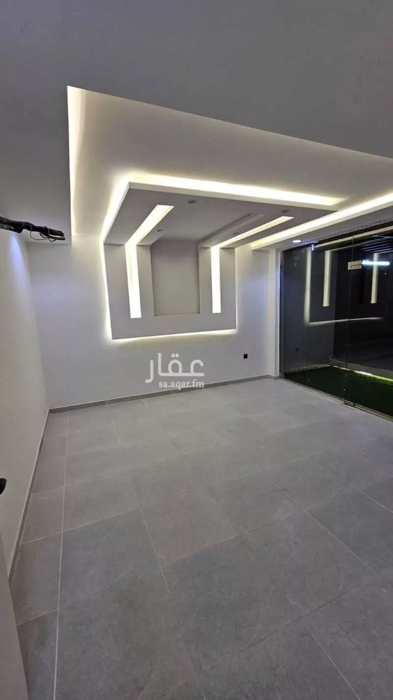 6 bedroom apartment in Al Buhayrat 7