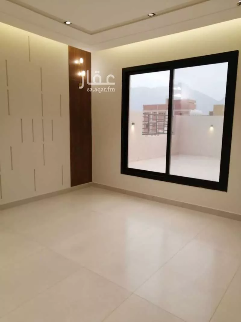 5 bedroom apartment in Al Rashidiyyah 3