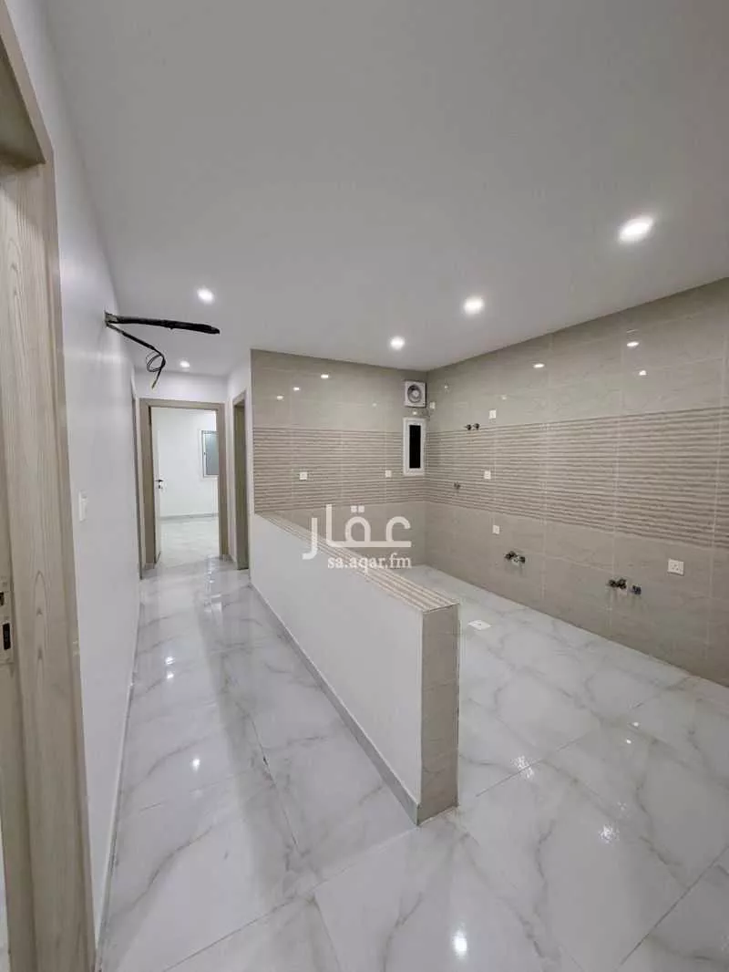 4 bedroom apartment in Batha Quraysh 3