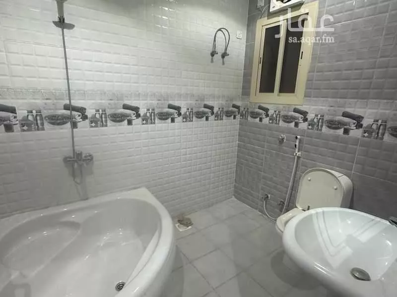 4 bedroom apartment in Al Nuzhah 6