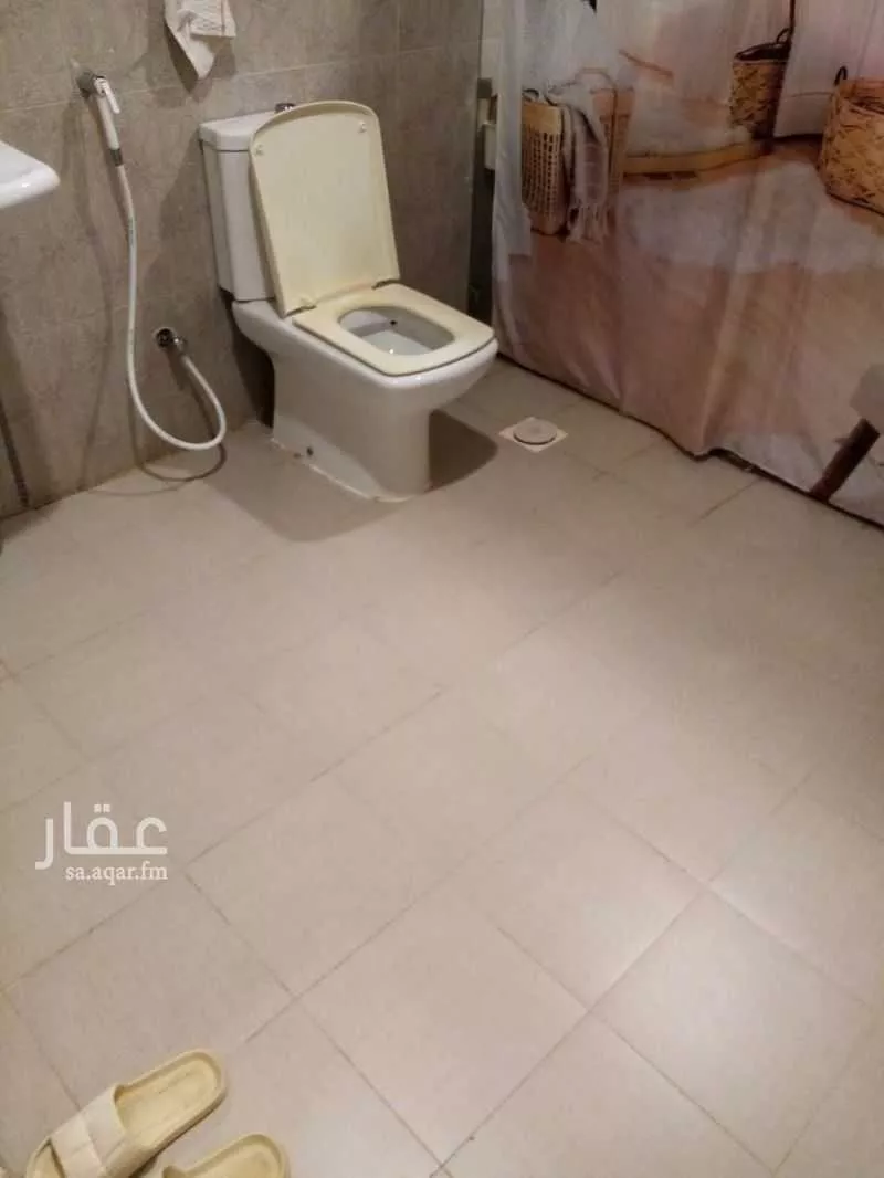 شقة 6 غرف في السلامة 12