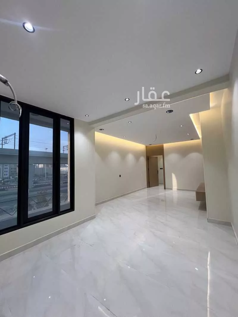 5 bedroom floor in King Fahd 14