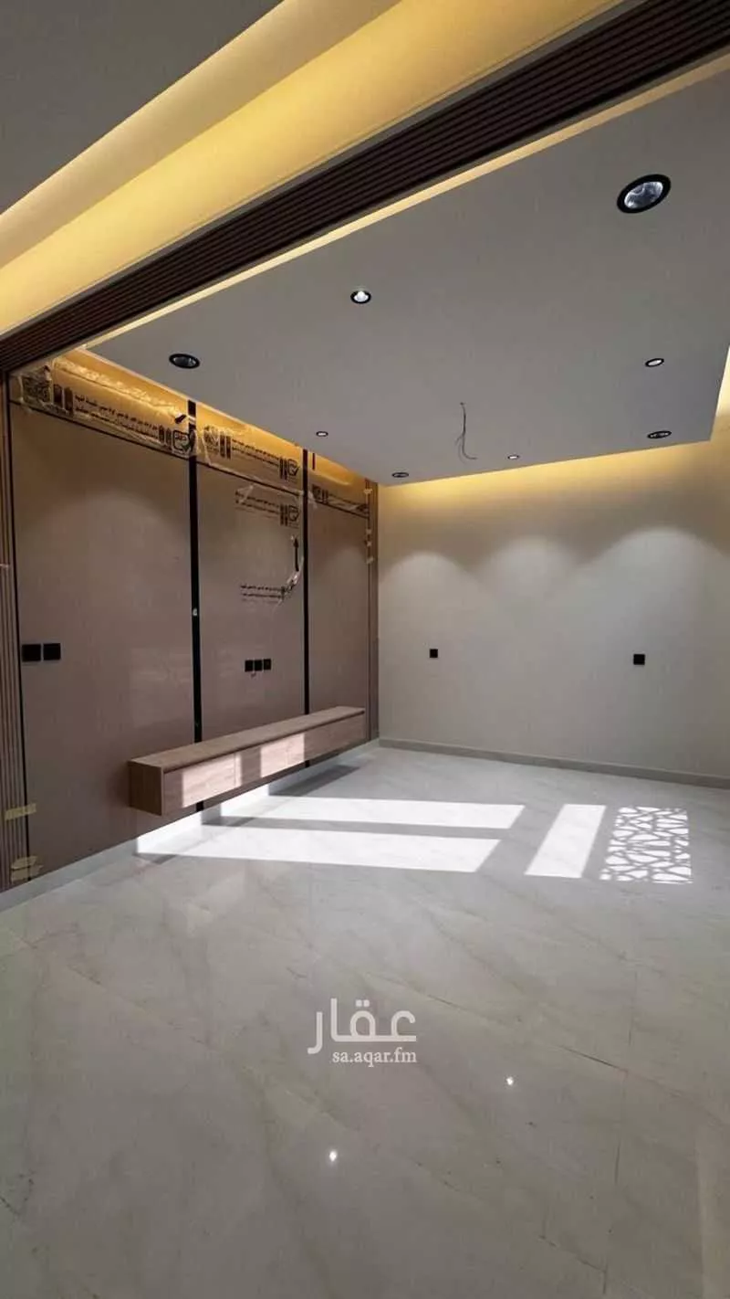 5 bedroom floor in King Fahd 10