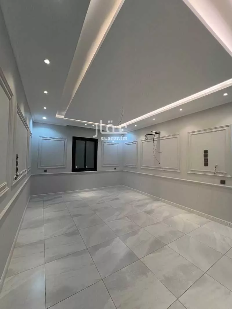6 bedroom apartment in King Fahd 4