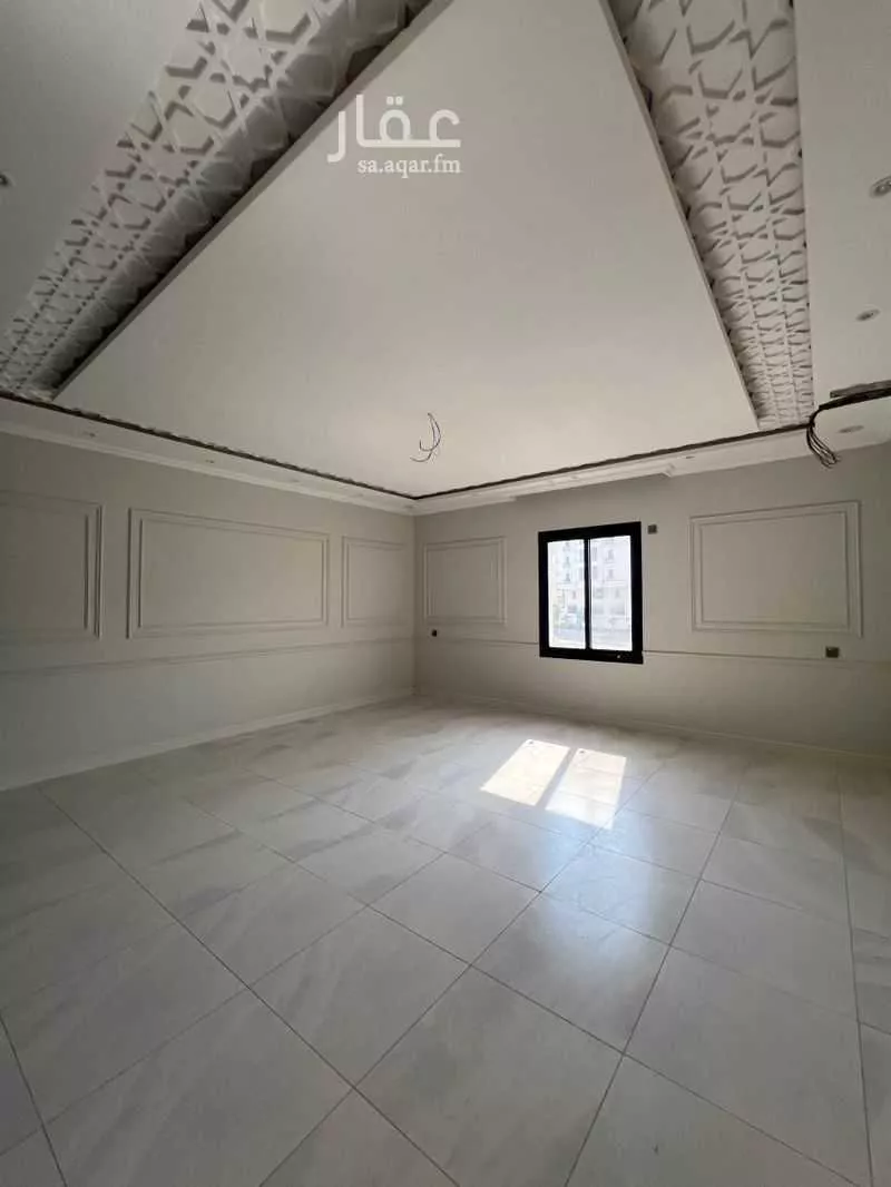 6 bedroom apartment in King Fahd 8