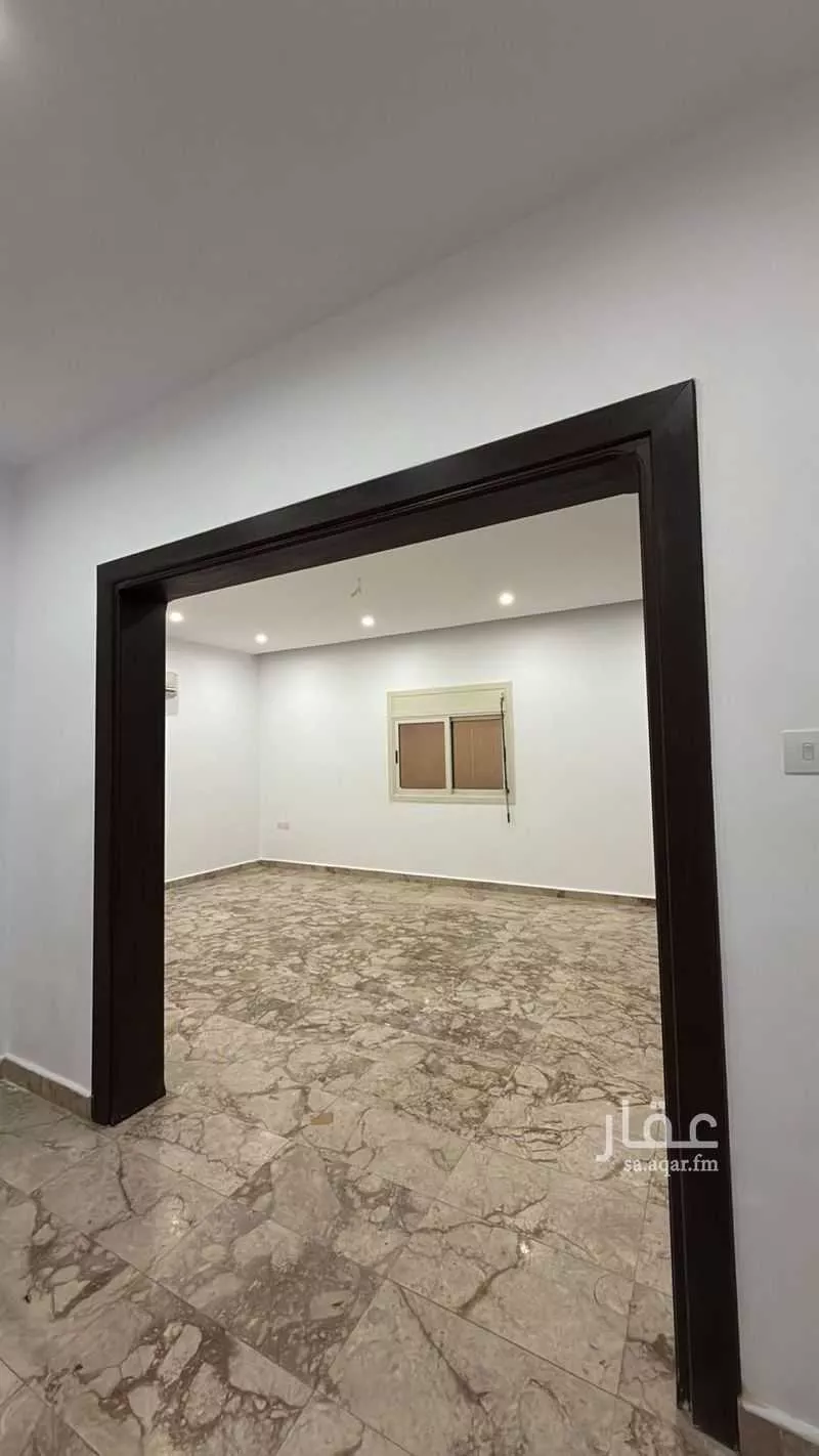 فيلا 10 غرف في الروابي 6