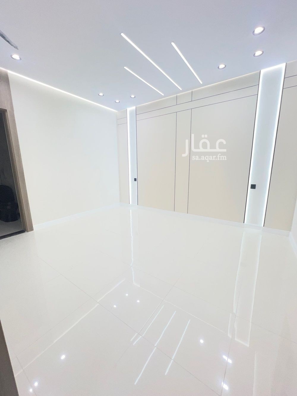 4 bedroom apartment in Al Ranuna, Madinah 9