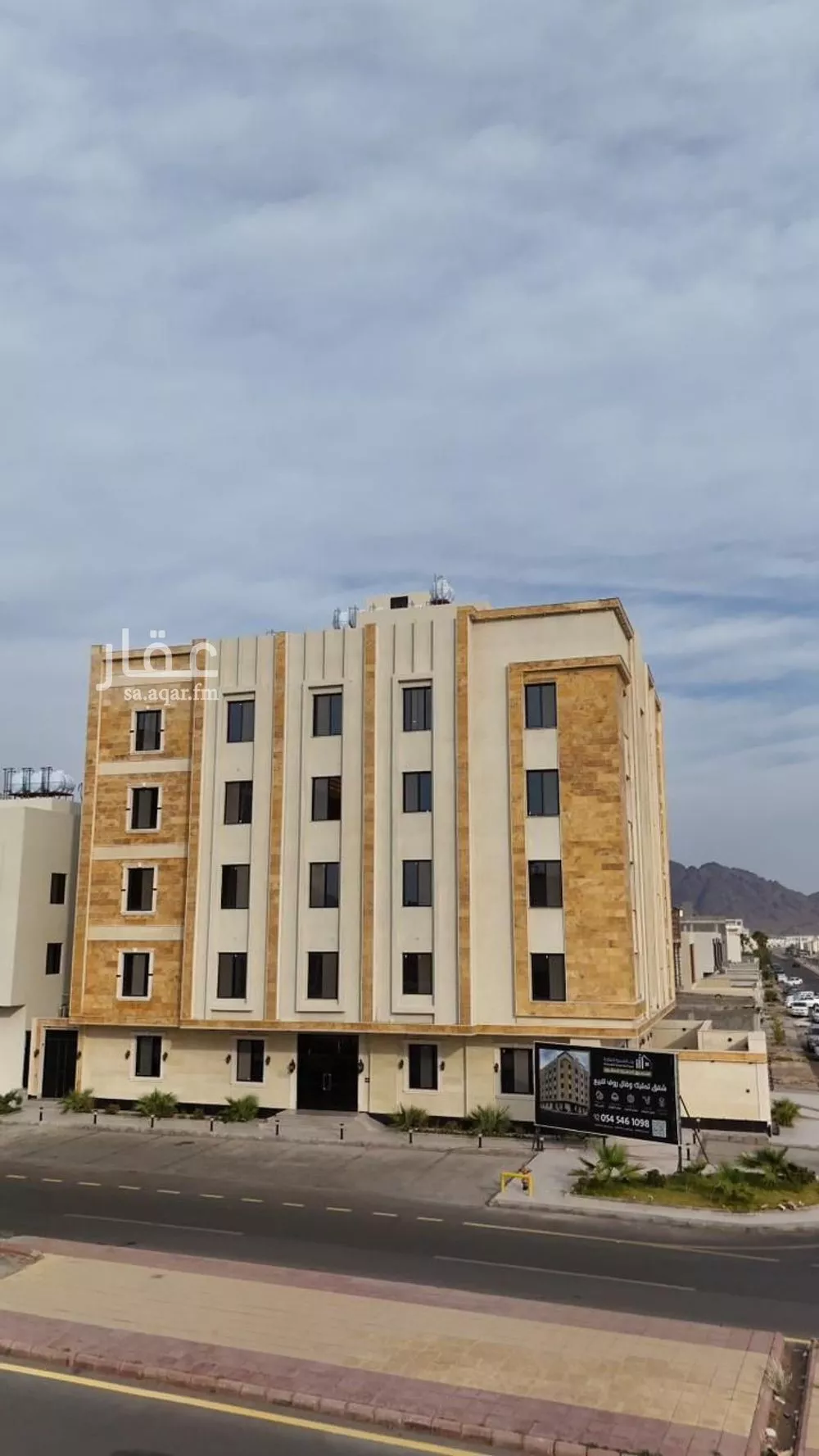 4 bedroom apartment in Al Difa 11