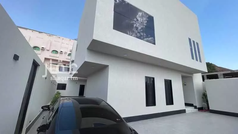 7 bedroom villa in Al Jamawat 6