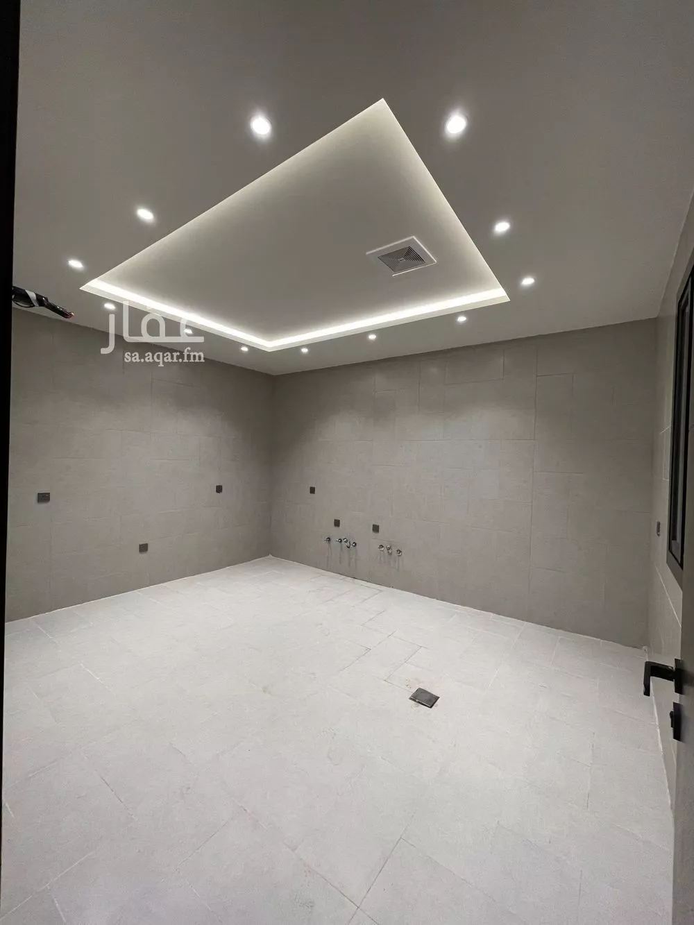 4 bedroom apartment in Batha Quraysh 8