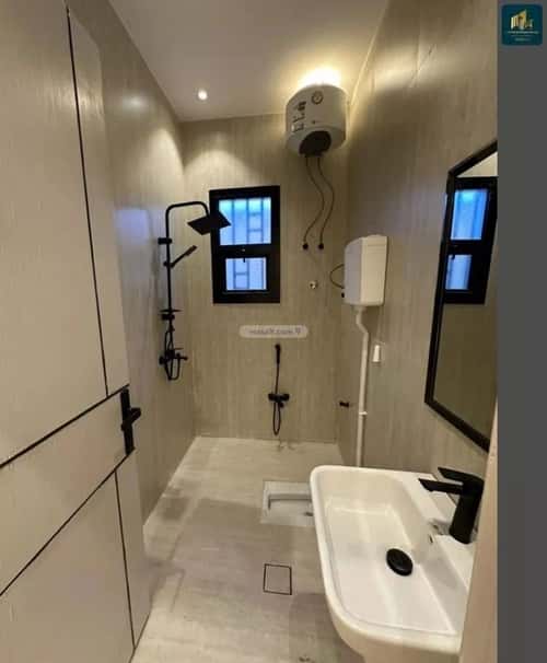 5 bedroom floor in Dahiat Namar 1