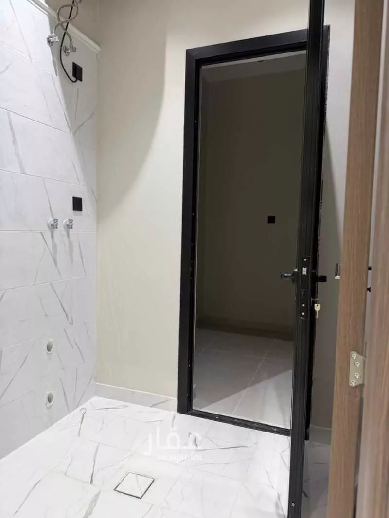 5 bedroom apartment in Abu Burayqa, Madinah 10