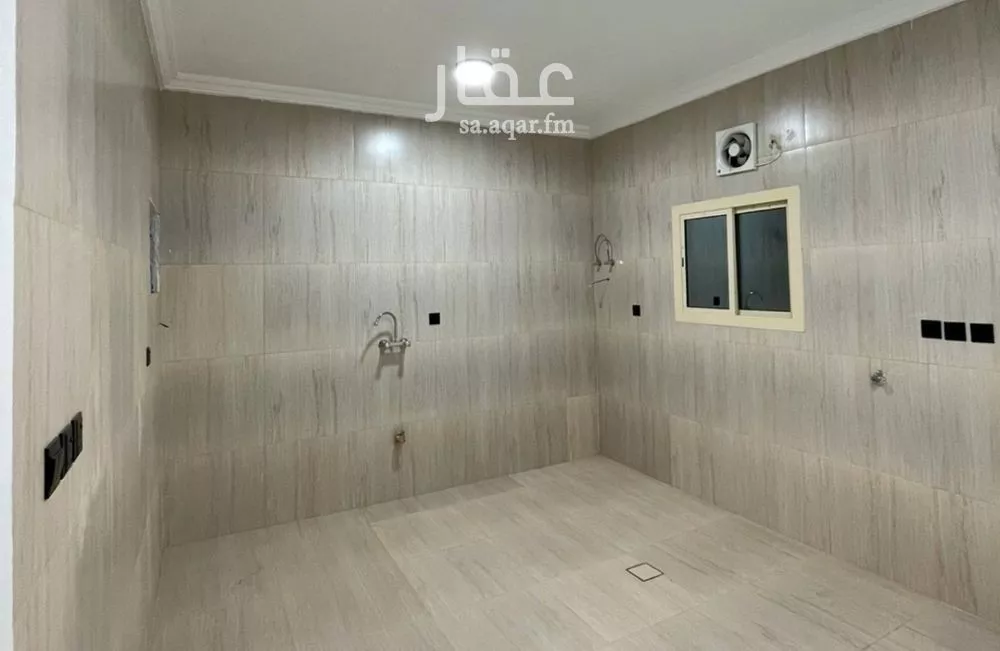 4 bedroom apartment in Batha Quraysh 4