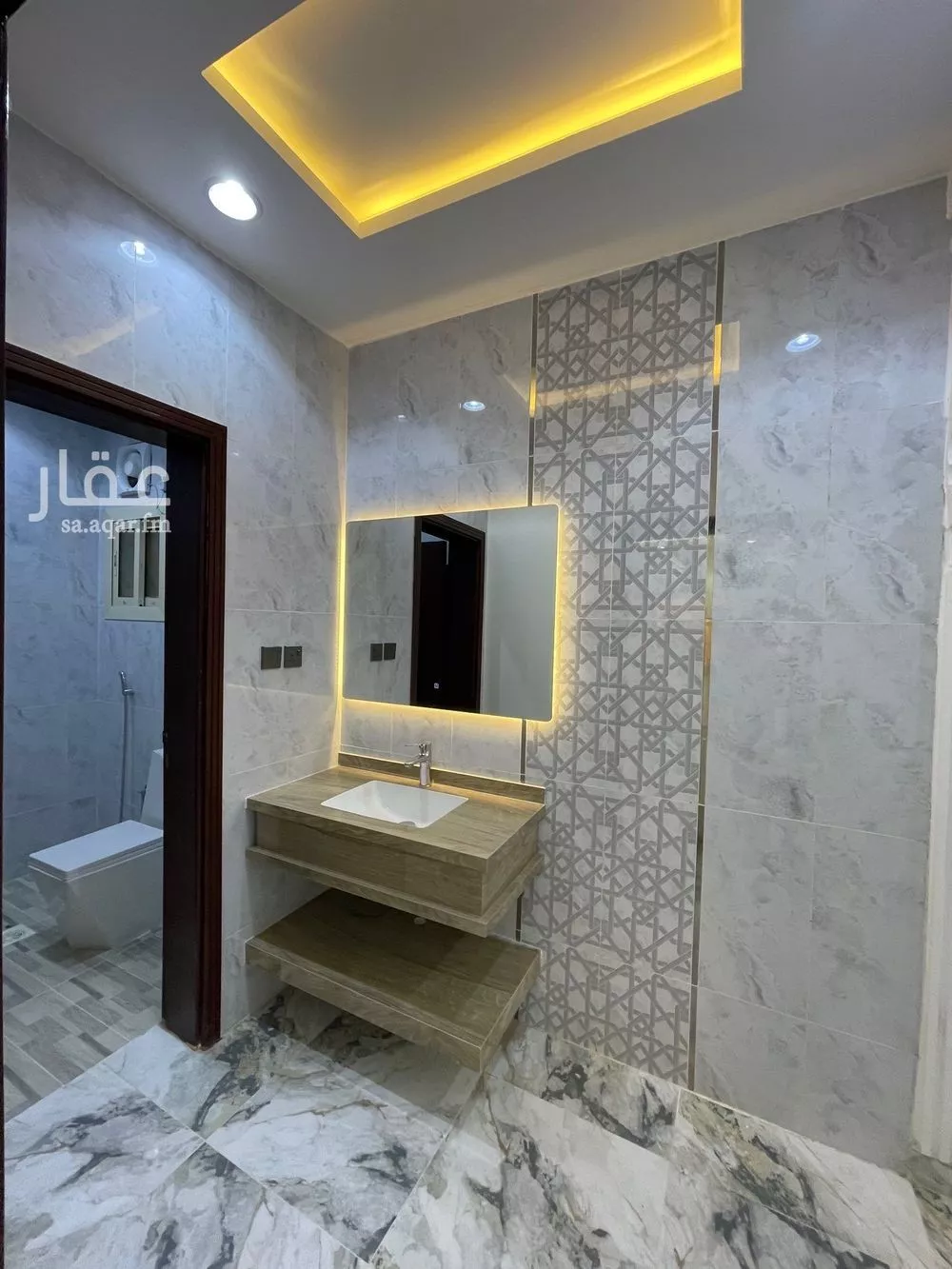 6 bedroom apartment in King Fahd 8