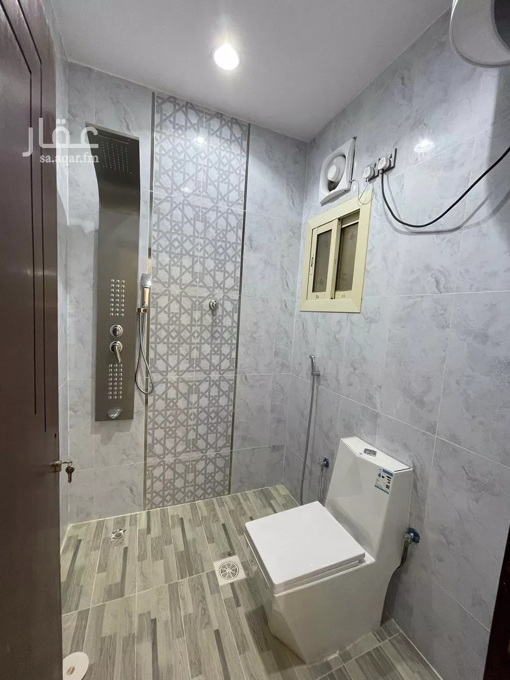 6 bedroom apartment in King Fahd 10